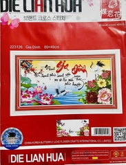 Tranh thêu chữ thập Gia đình 223126, kích thước 89 x 49 cm