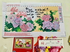 Tranh thêu chữ thập Gia đình 222974, kích thước 60 x 35 cm