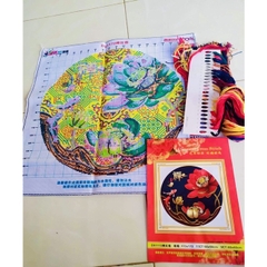 Tranh thêu kín chữ thập Hoa sen DX1172, kích thước 50 x 50 cm