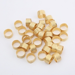 Dụng cụ thêu tranh Nhẫn thêu và cây gỡ chỉ (thêu chữ thập)