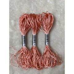 Chỉ lụa thêu tranh chữ thập, chỉ lẻ theo tép chọn màu theo hệ màu DMC (giá 1 tép)