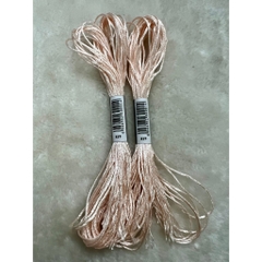 Chỉ lụa thêu tranh chữ thập, chỉ lẻ theo tép chọn màu theo hệ màu DMC (giá 1 tép)