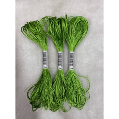 Chỉ lụa thêu tranh chữ thập, chỉ lẻ theo tép chọn màu theo hệ màu DMC (giá 1 tép)