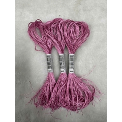 Chỉ lụa thêu tranh chữ thập, chỉ lẻ theo tép chọn màu theo hệ màu DMC (giá 1 tép)