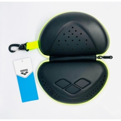 Hộp đựng kính bơi ARENA ARN - 9429 có móc khóa BKYL