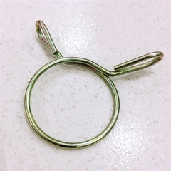 Lò Xo Khóa Ống Thoát Nước Máy Giặt