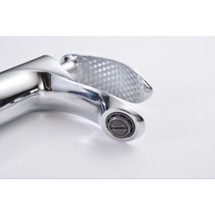 Vòi lavabo, vòi rửa mặt GIORMANI nóng lạnh lá liễu cao cấp SNL60 kèm đôi dây cấp inox