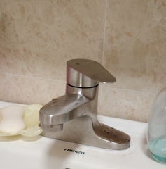 Vòi rửa mặt, vòi lavabo nóng lạnh inox 304 cao cấp GIORMANI SNL58 kèm đôi dây cấp nước inox