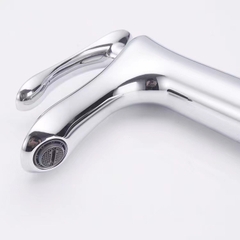 Vòi lavabo, vòi rửa mặt GIORMANI nóng lạnh lá liễu cao cấp SNL60 kèm đôi dây cấp inox