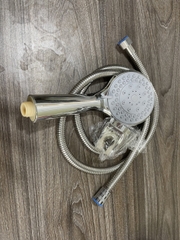 Tay sen tắm chỉnh 5 chế độ nước GIORMANI TS11