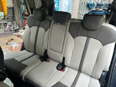 Xe KIA Rondo bọc da Nappa Ý cao cấp kem xám