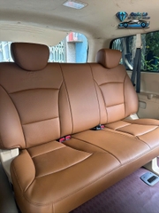 Xe Hyundai Starex 9 chổ bọc da nhân tạo Thái Lan
