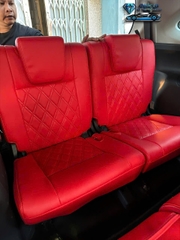 Xe Toyota Veloz may và bọc da nhân tạo Thái Lan