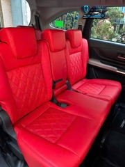Xe Toyota Veloz may và bọc da nhân tạo Thái Lan