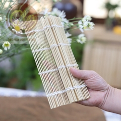 Mành tre cuốn Sushi