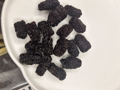 Táo đen Hongkong 500g hàng xách tay