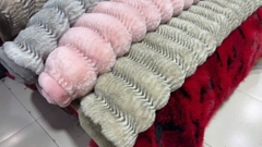 Chăn Hồ Ly Siêu Mềm 6kg – Ấm Áp Sang Trọng Cho Mùa Đông