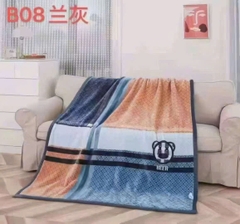 Chăn Siêu Tuyết Học Sinh 2kg, 1,5m x 2m – Nhẹ, Ấm, Màu Hot Sẵn Hàng