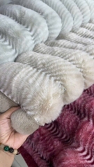 Chăn Hồ Ly Siêu Mềm 6kg – Ấm Áp Sang Trọng Cho Mùa Đông