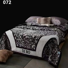 Chăn Siêu Tuyết 4KG – Nhẹ, Mềm, Giữ Ấm Tốt Cho Mọi Gia Đình