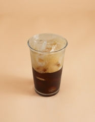 Cà phê đen pha máy