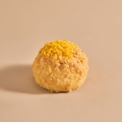 Bun trứng muối tan chảy