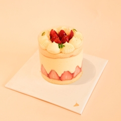 Bánh Sinh nhật Dâu Trà Shan Tuyết 10cm