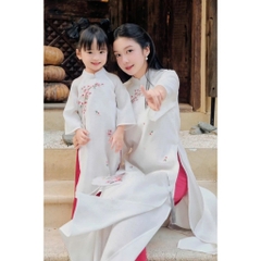 Áo dài nữ trắng thêu hoa Áo dài Tết 2026 cách tân dáng suông vải đính kết thủ công cao cấp Mirilik