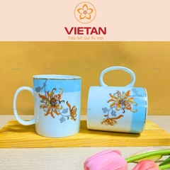 Ly Sứ Có Quai Họa Tiết Hoa Cúc Vàng Cam Kẻ Vàng LCS08