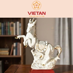 Tượng Ngựa Mã Đáo Thành Công Để Bàn Gốm Sứ TN01