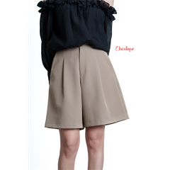 Quần short nữ thiết kế Chicatique Morgan dáng suông ống rộng phong cách Hàn Quốc chất vải Carolan cao cấp