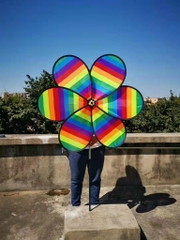 Chong chóng cầu vòng 6 cánh 7 màu 100cm (1T*50C)