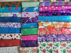 Giấy kiếng gói quà lớn (1T*30X*100 TỜ)