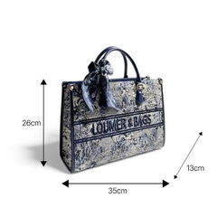 Q9_Túi Tote Nữ Da Bò Hoạ Tiết Thêu, Có Dây Đeo Vai Kích Thước 35x26x13 Kèm Hộp Xịn- HuynhBi Bag