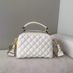 B4_Túi Trống Nữ Da Bò Khoá Vàng, 4 Ngăn, Tặng Kèm Khăn Lụa - Huỳnh Bi Bag Kem Nhung