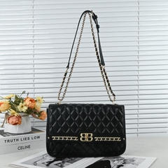 H1_Túi Đeo Vai Đeo Chéo Nữ Chất Liệu Da Bò, Nắp Viền Titan Không Gỉ Khảm Đá - HUỲNH BI luxury Bag Kem