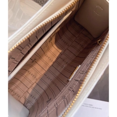 F2_Túi Xách Nữ  Họa Tiết Thêu Hoa Kích Thước 26x18x11cm