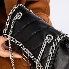 D3_Túi Đeo Vai Nữ Chất liệu Da Cừu Thật, Khoá Thép Titan Đính Đá Không Gỉ, Đi Tiệc Sang Trọng, 3 ngăn KÈM HỘP Bag Nữ Kem