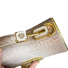 HuynhBi D2_Túi Xách Da Bò Dập Vân Cá Sấu Kích Thước 24cm, 5 Ngăn Có 2 Dây Đeo Chéo, Có Hộp Làm Quà Tặng