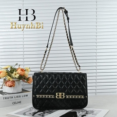 H1_Túi Đeo Vai Đeo Chéo Nữ Chất Liệu Da Bò, Nắp Viền Titan Không Gỉ Khảm Đá - HUỲNH BI luxury Bag Kem