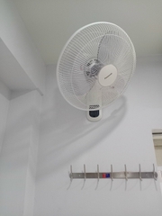 Quạt treo tường Panasonic F409M