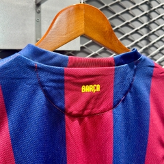 ÁO BÓNG ĐÁ BARCELONA 2014/15 SÂN NHÀ (In ấn note vào ghi chú đơn hàng, tên số 70k, patch C1 40K)