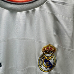 ÁO BÓNG ĐÁ REAL MADRID 2013/14 SÂN NHÀ (In ấn note vào ghi chú đơn hàng, tên số 70k, patch C1 60K)