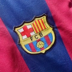 ÁO BÓNG ĐÁ BARCELONA 2014/15 SÂN NHÀ (In ấn note vào ghi chú đơn hàng, tên số 70k, patch C1 40K)