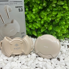 Case đựng bảo vệ tai nghe không dây Rock Rotating hàng chính hãng Rockspace