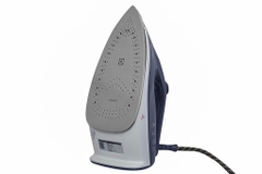 Bàn ủi hơi nước Electrolux E6SI3-61NW 2400W