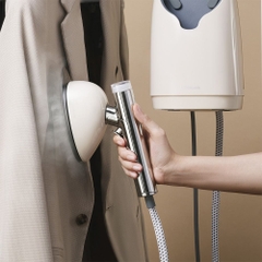 Bàn ủi hơi nước Lock&Lock ENI218IVY 1630W