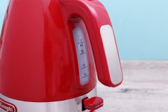 Bình đun siêu tốc Delonghi 1 lít KBLA2000.R