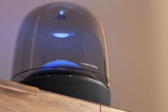Loa Bluetooth Harman Kardon Aura Studio 5