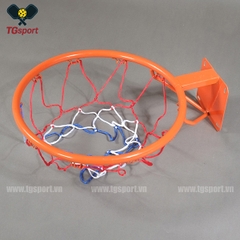 Vành bóng rổ tập luyện